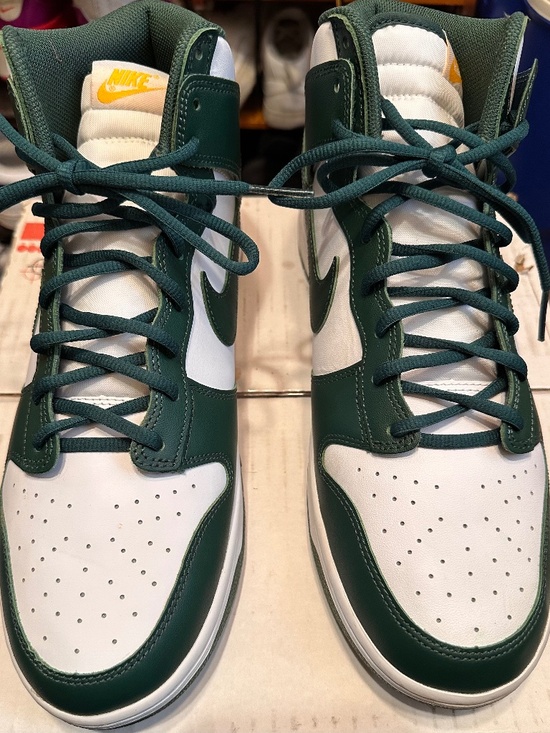 Nike Other - Nike Dunk High 'Australia', featuring Noble Green leather overlays and distincti